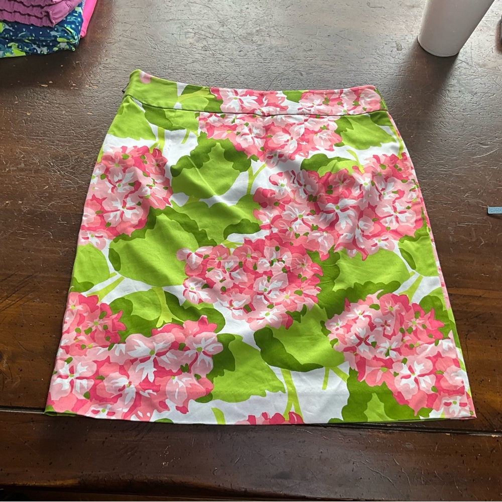 Elizabeth McKay size 4 skirt